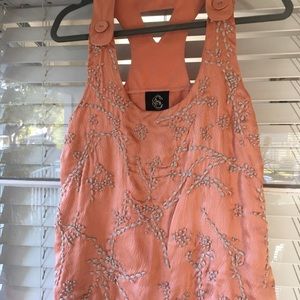 Beautiful textured tank with stitching